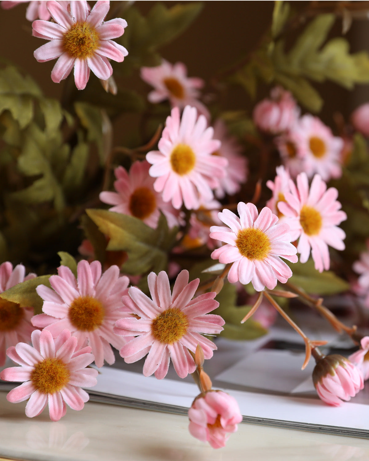 Most Realistic Artificial Daisies 